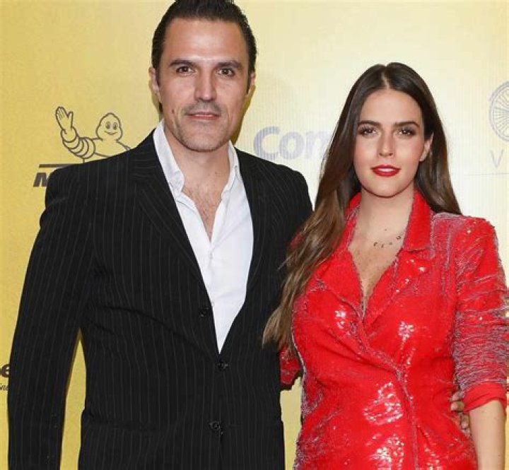 Claudia &Aacute;lvarez & Billy Rovzar Una boda de ensue&ntilde;o