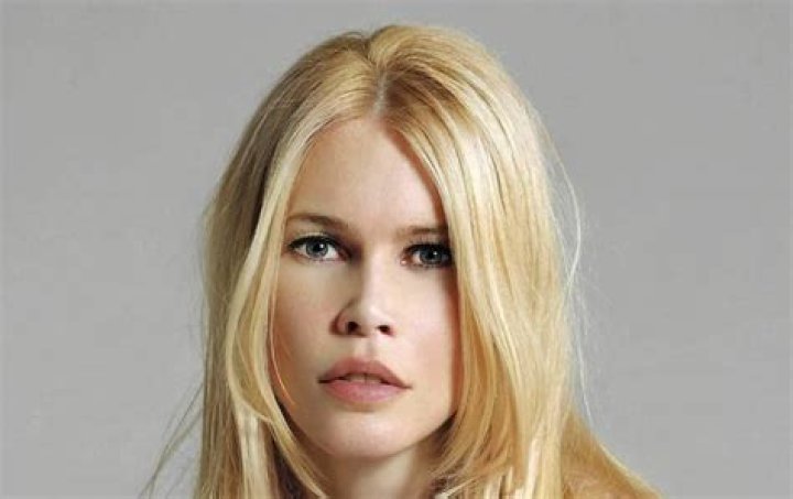 Claudia Schiffer weight