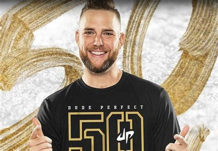 Cody Jones Biography, Dude Perfect, height, Net Worth, Wife, Instagram