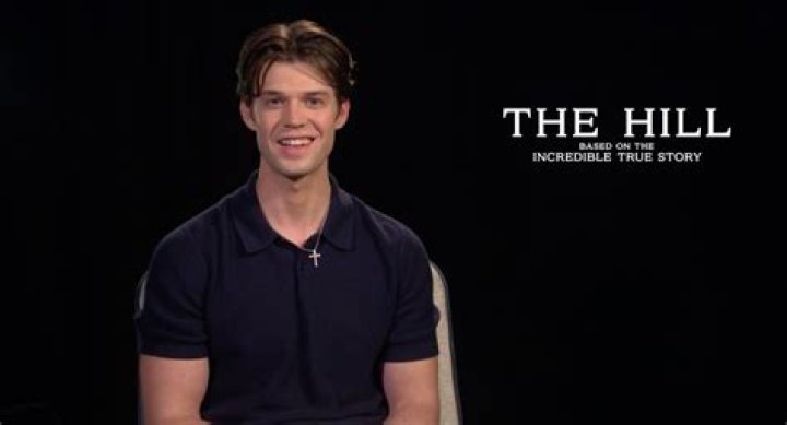 Colin Ford relationship Status Colin Ford relationship Status