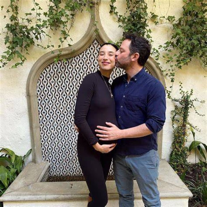 Comic Nick Kroll marries pregnant girlfriend Lily Kwong as stunning