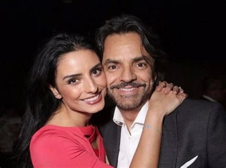 Como pocas veces, Aislinn Derbez comparte una foto de sus padres juntos