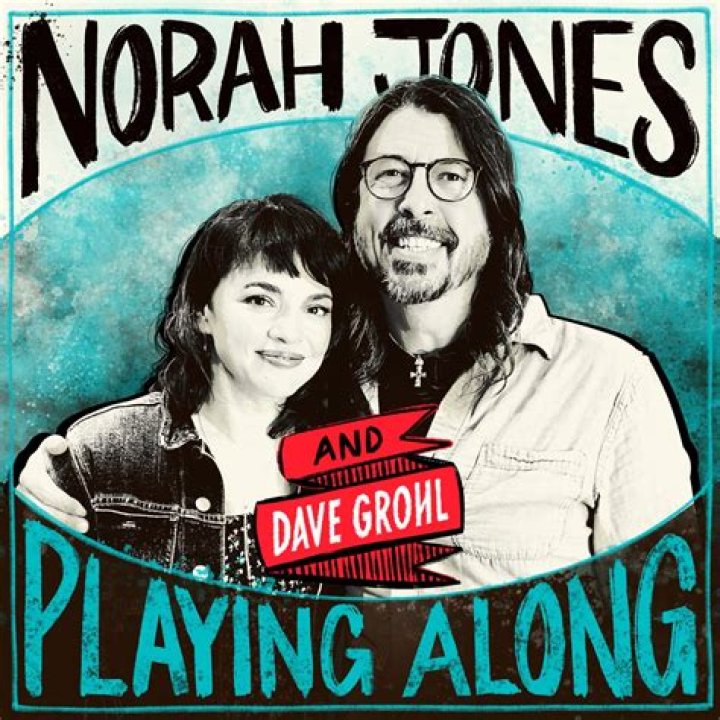 Compare Norah Jones' height, weight, body measurements with other celebs