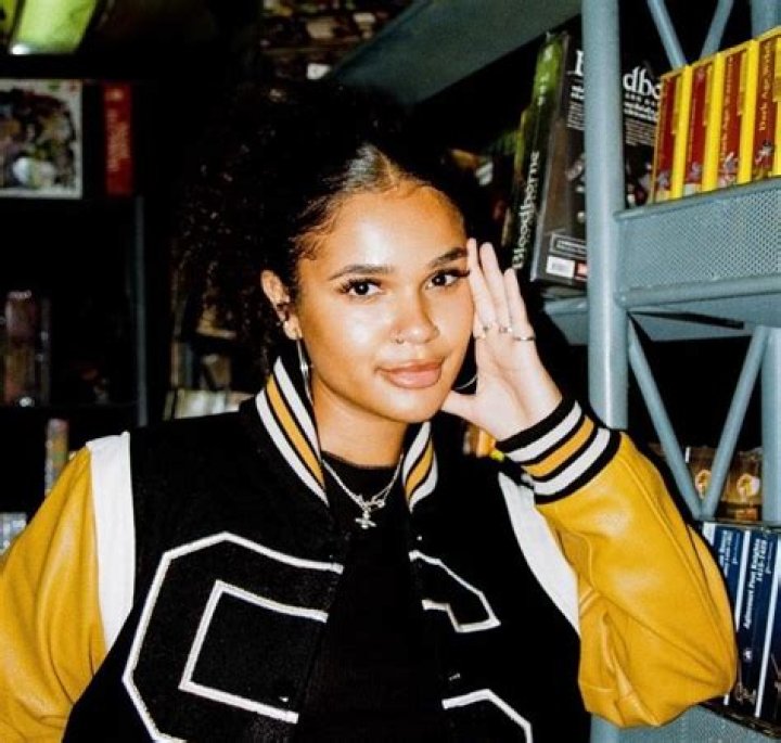  Connoisseur Kid singer, Mya K shares new cute photo