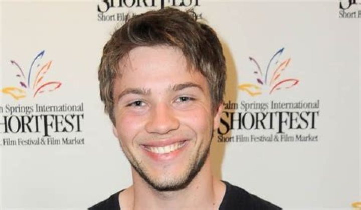 Connor Jessup Height Weight Body Stats Age Family Facts