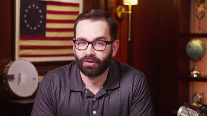 Conservative commentator Matt Walsh doubles down on criticizing female