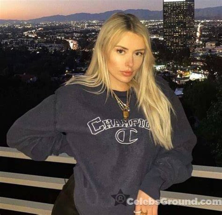 Corinna Kopf Biography, Age, Height, Boyfriend, Net Worth Wealthy Spy