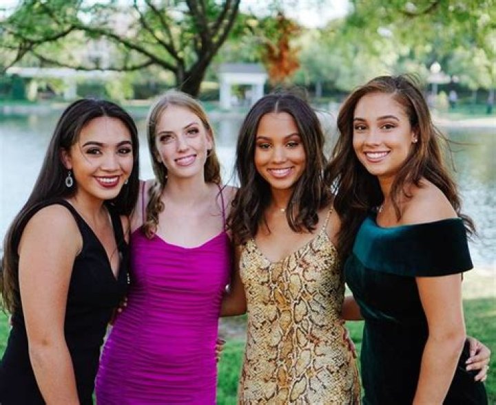 Corinne Massiah Twin Sister Corinne Massiah Bio Age Wiki Facts And