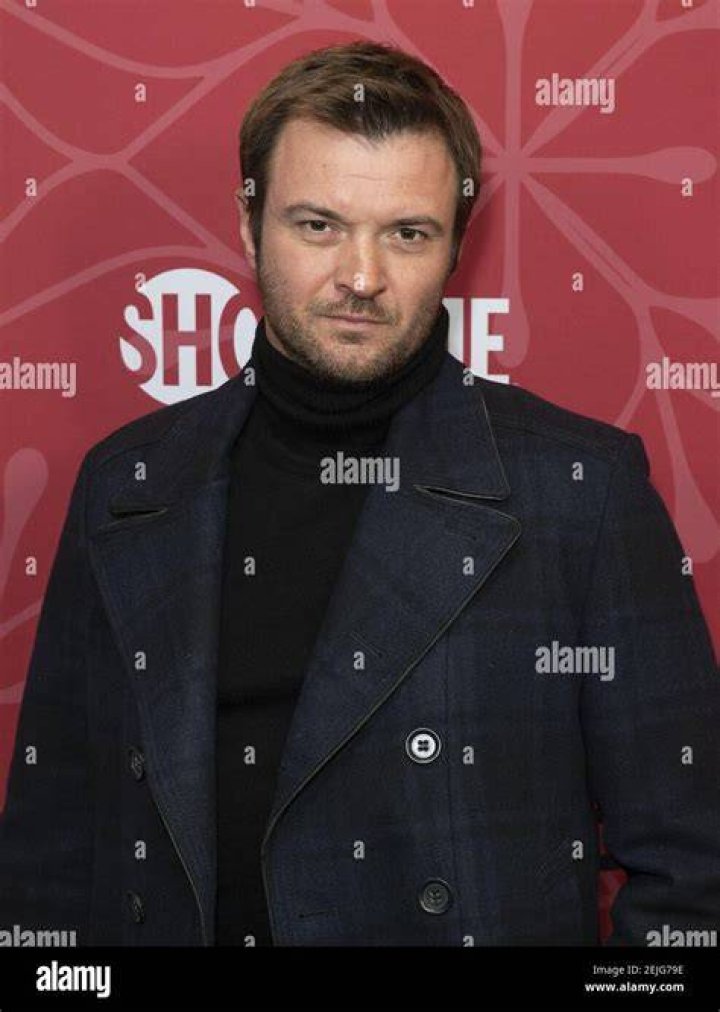 Costa Ronin Celebrities at the 2019 Entertainment Weekly SAGs