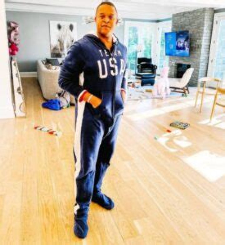 Craig Melvin Height