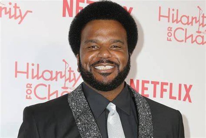 Craig Robinson's 'Killing It' Season 1 episodes available to stream