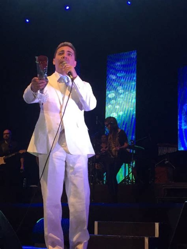Cristian Castro Booking NR artistas Fechas Disponibles nr
