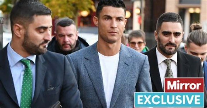 Cristiano Ronaldo&rsquo;s bodyguards under investigation on 'suspicion of