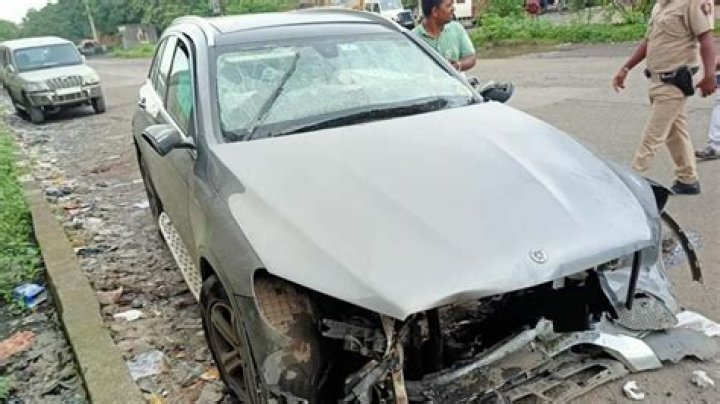Cyrus Mistry accident 3 important safety lessons to remember in car
