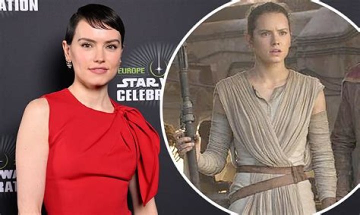 Daisy Ridley fogta magát, és törölte közösségi oldalát, de miért