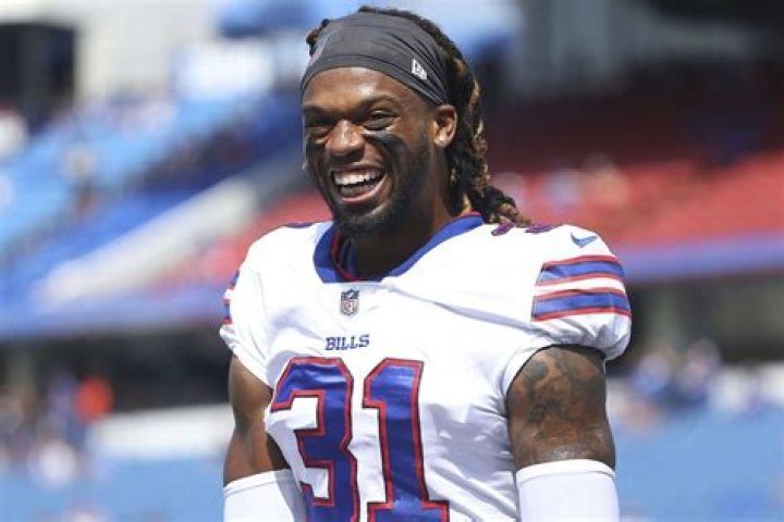 Damar Hamlin's Doctors Say He Is Awake and 'Able to Communicate'