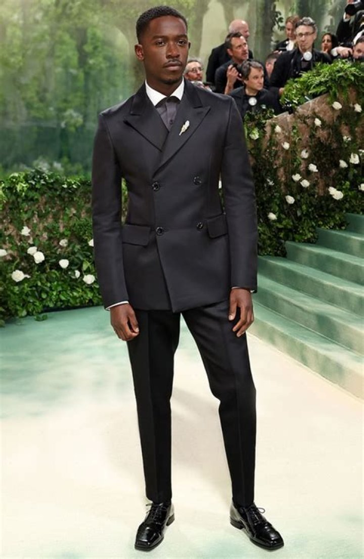Damson Idris Net Worth, Height, Wiki, Age, Bio in 2021 British actors