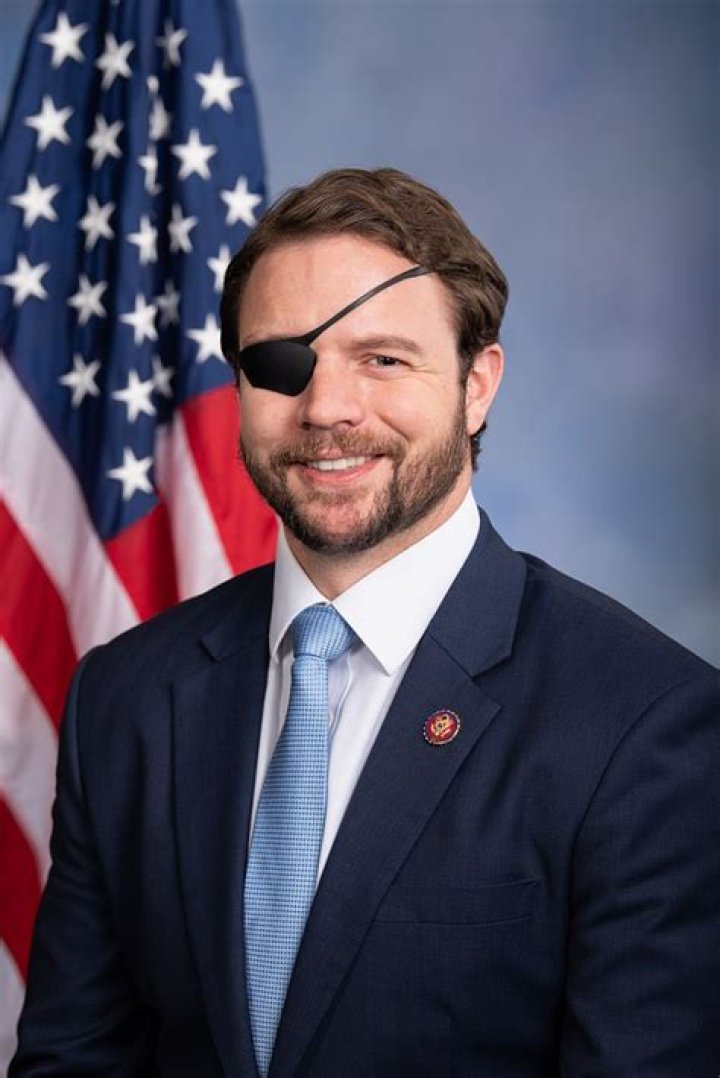 Dan Crenshaw Wiki, Bio, Net Worth, Age, Wife, Children, Height, Eye