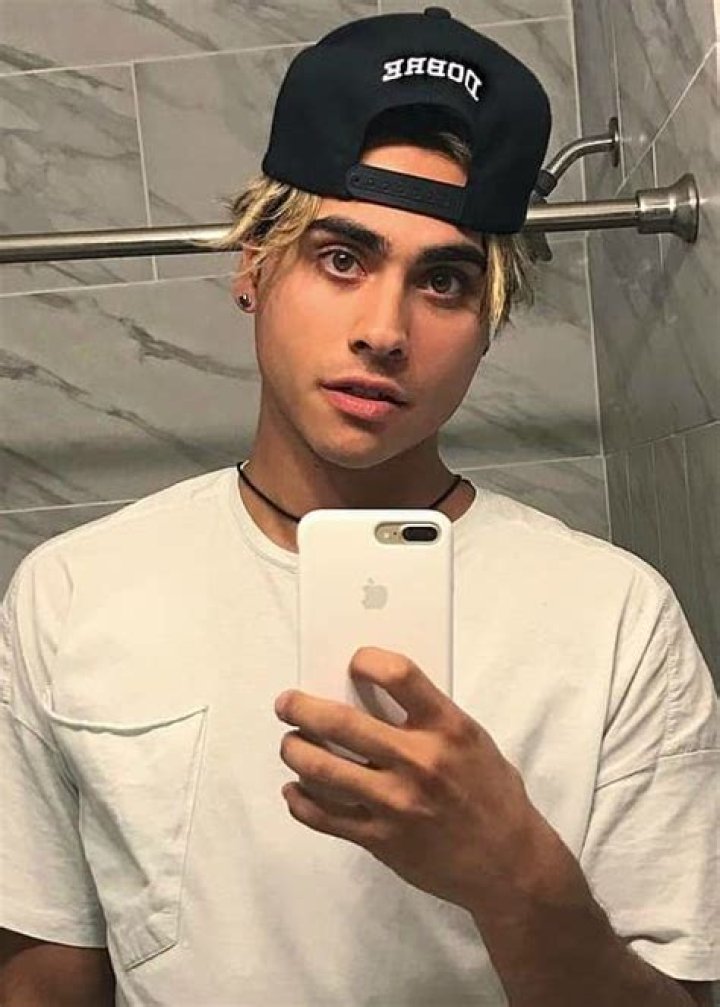 Darius Dobre Biography Facts, Childhood, Family Life & Achievements