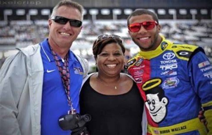 Darrell Wallace sr age, height, net worth, wiki, wife, biography Kemi