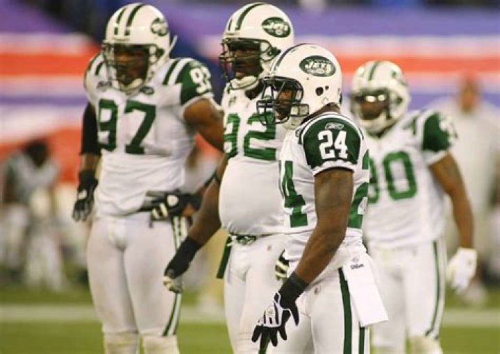 Darrelle Revis gets fatshamed by fans after legendary Jets CB’s