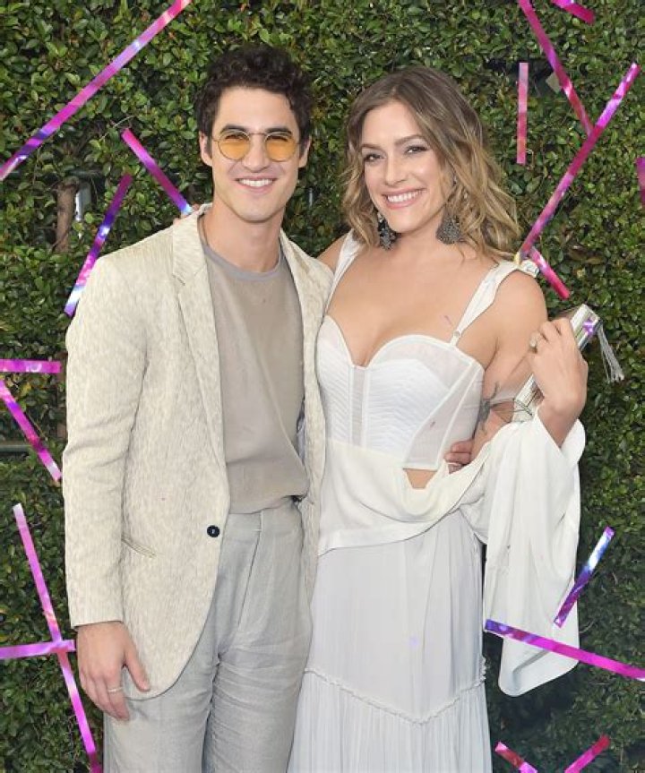 Darren Criss & Wife Mia Reveal She's Pregnant with Cute 'Beat