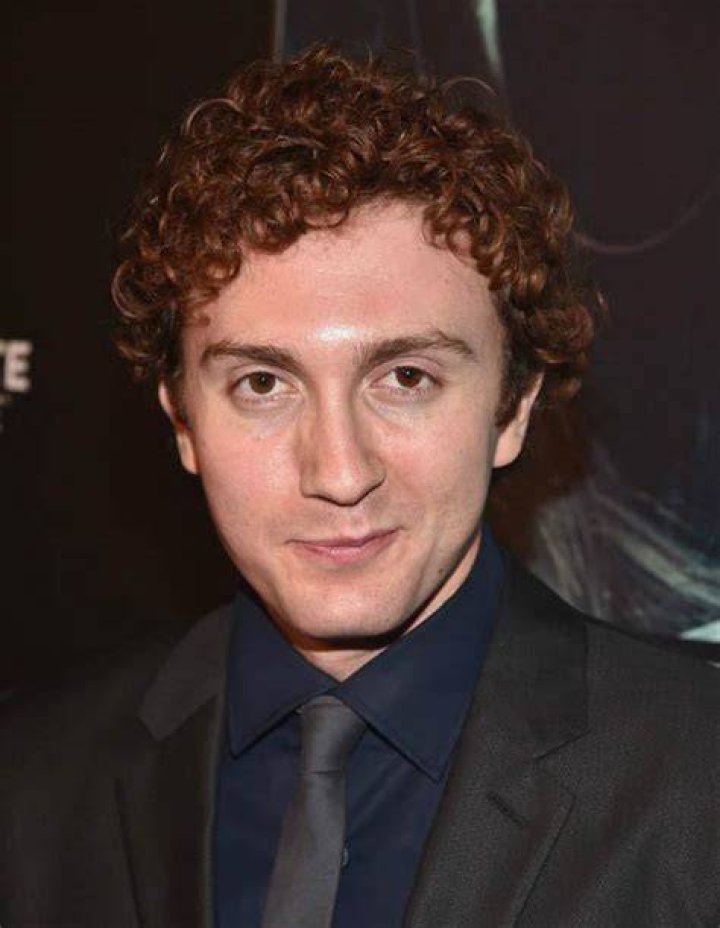 Daryl Sabara Height, Weight, Age, Spouse, Family, Facts, Biography ·