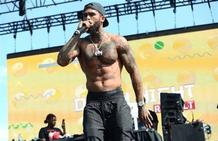 Dave East Height Is He Taller Than The Game or 2 Chainz?