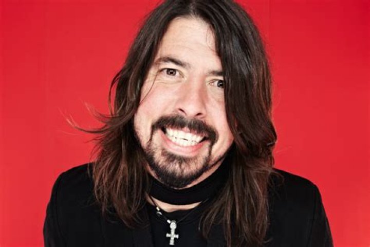 Dave Grohl Queens of the Stone Age Provide Him &lsquo;No Boundaries&rsquo; Rock