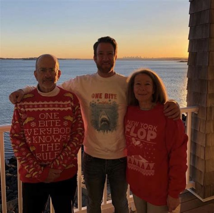 Dave Portnoy Parents, Siblings, Sister, Family, Height, Net Worth