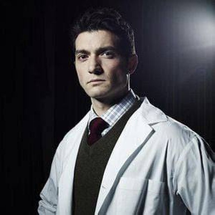 David Alpay AdoroCinema