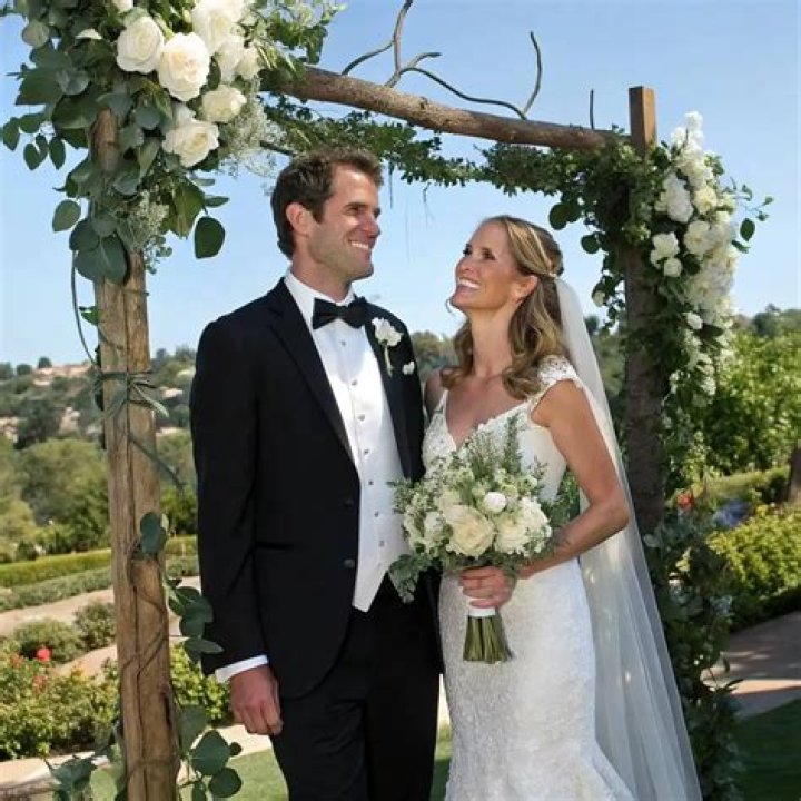David and Rebecca Muir Wedding How To Discuss