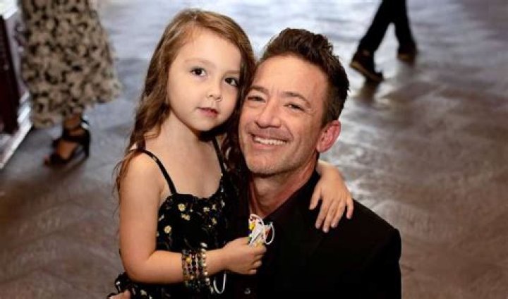 David Faustino