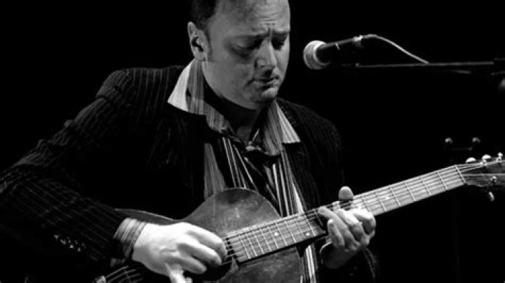 DAVID GOGO Sa biographie, ses albums, ses concerts