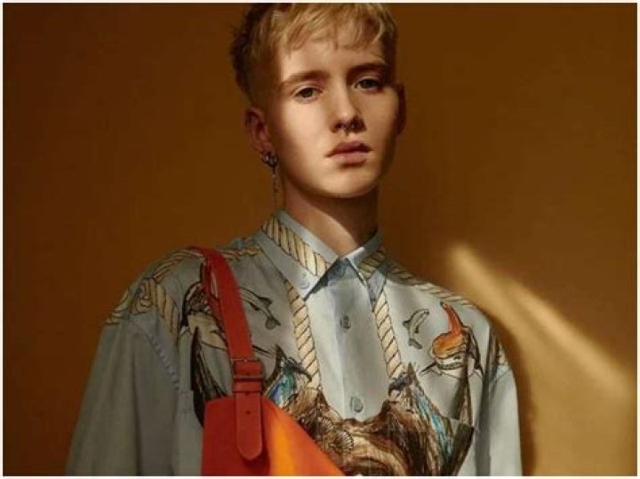 Davies Age, Height, Parents, Girlfriend, Net Worth