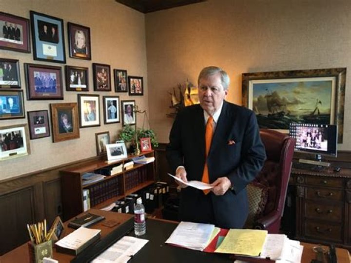 Dee Wampler to Springfield City Council 'You're messing with religious
