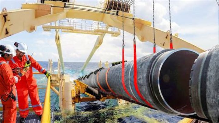 Deep-Water Pipeline Installation And Subsea Construction