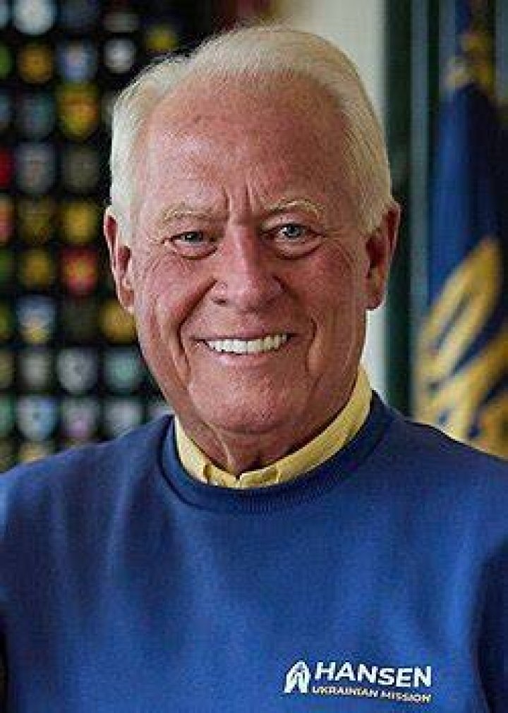 Dell Loy Hansen Bio, Wiki, Age, Net Worth, Career, Success Story