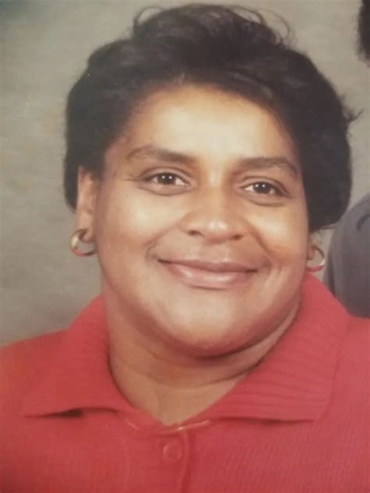 Demetress Bell Alchetron, The Free Social Encyclopedia