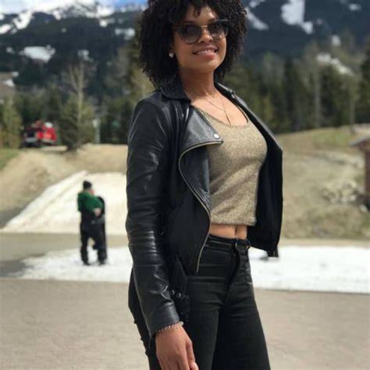 Demetria McKinney Net Worth Celebrity Sizes
