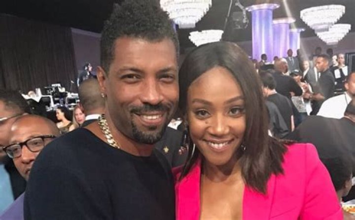 Deon Cole Dating relationships, The girlfriends, Girlfriends