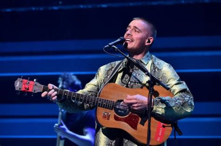 Dermot Kennedy hasn't come to terms with 'surreal' rise to fame Metro