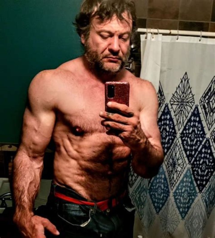 Devon Larratt armwrestler biography, height / weight, training