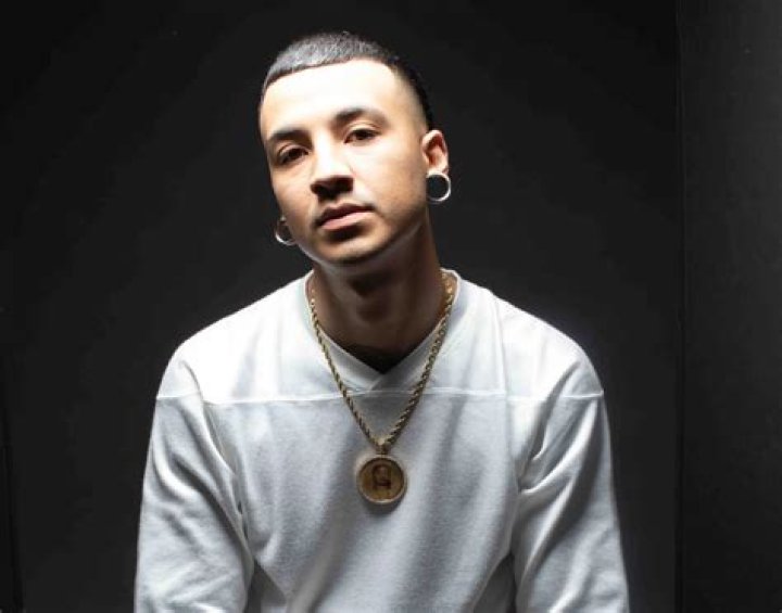 Devour Up Wiki, Bio, Age, Net Worth, Family, Career, Height