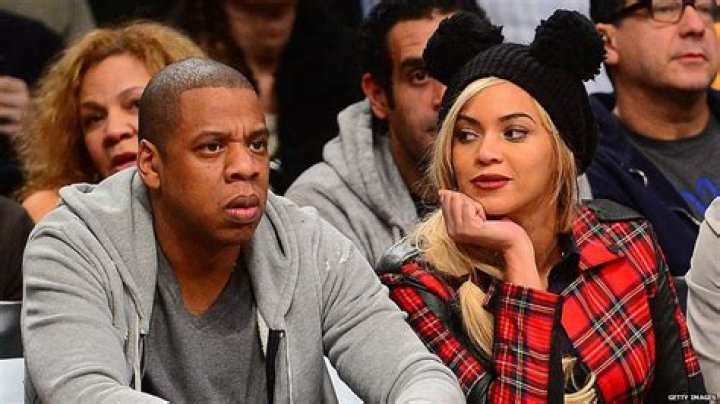 Did JayZ Cheat on Beyonce With 17 Year Old Rihanna After Taking The