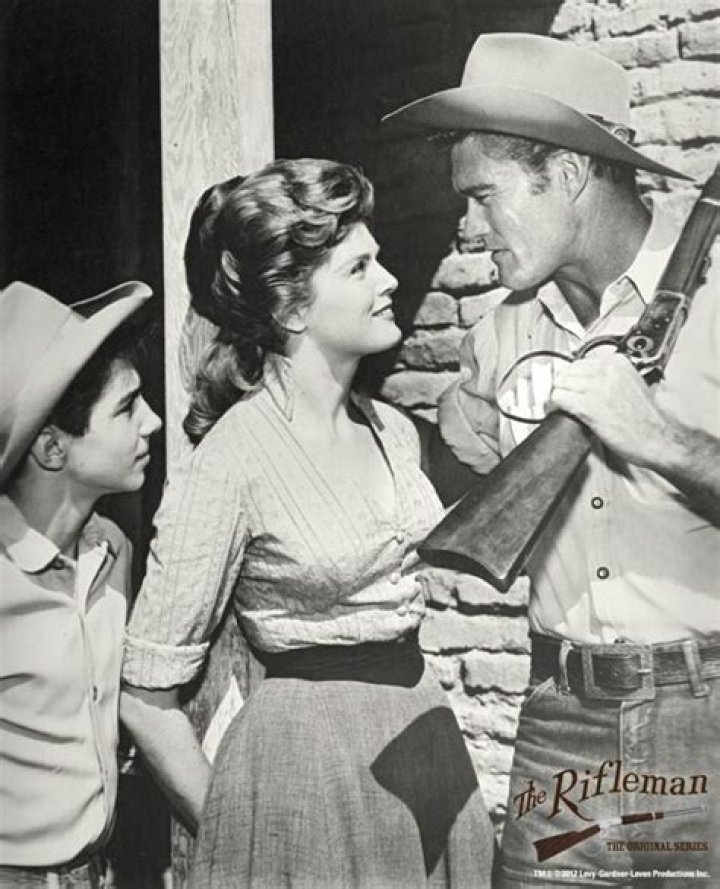 Did the Rifleman Ever Get Married on the Show