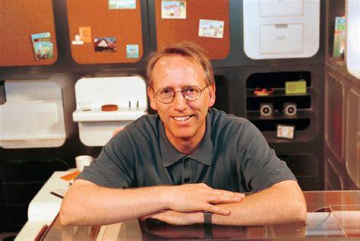 Dilbert cartoonist questioned Jewish WWII deaths The Forward