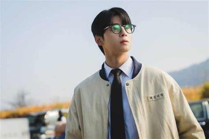 Discover More in Chaeunwoo on Flipboard