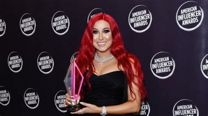 Discover The Secrets Of Beauty Influencer Jaclyn Hill