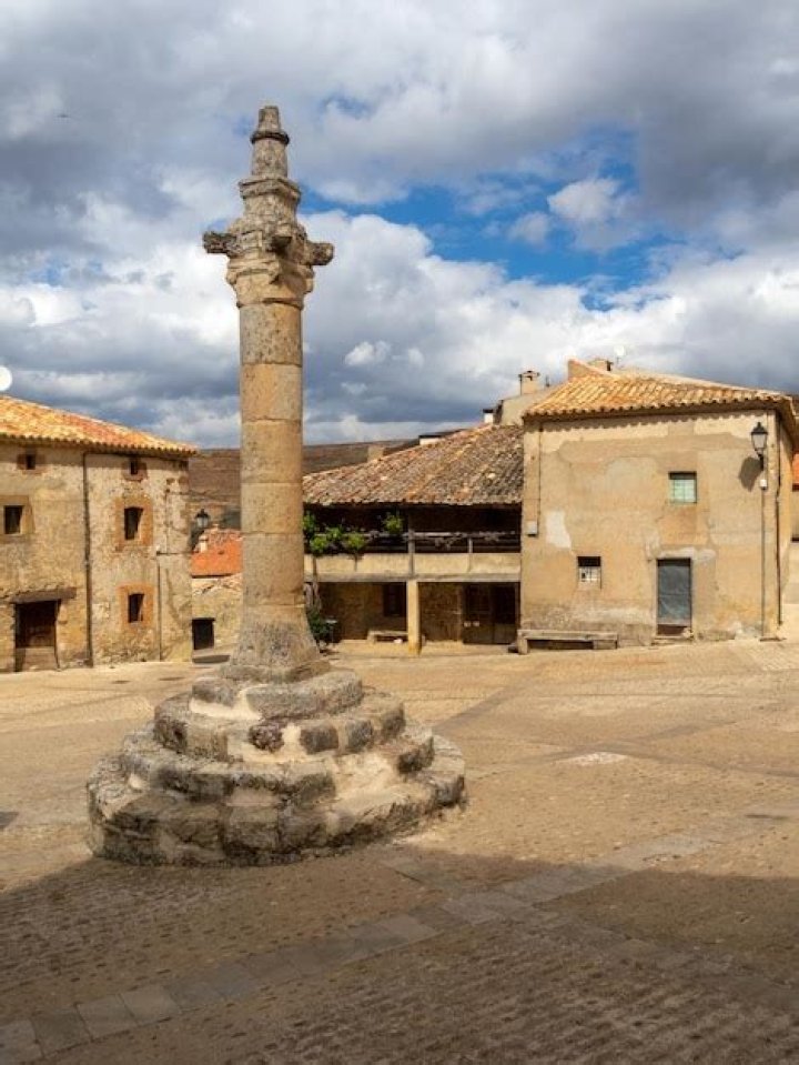 Discover The Treasures Of Caracena: A Unique Breed, A Rich Heritage